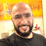 Şahin Orhan photo